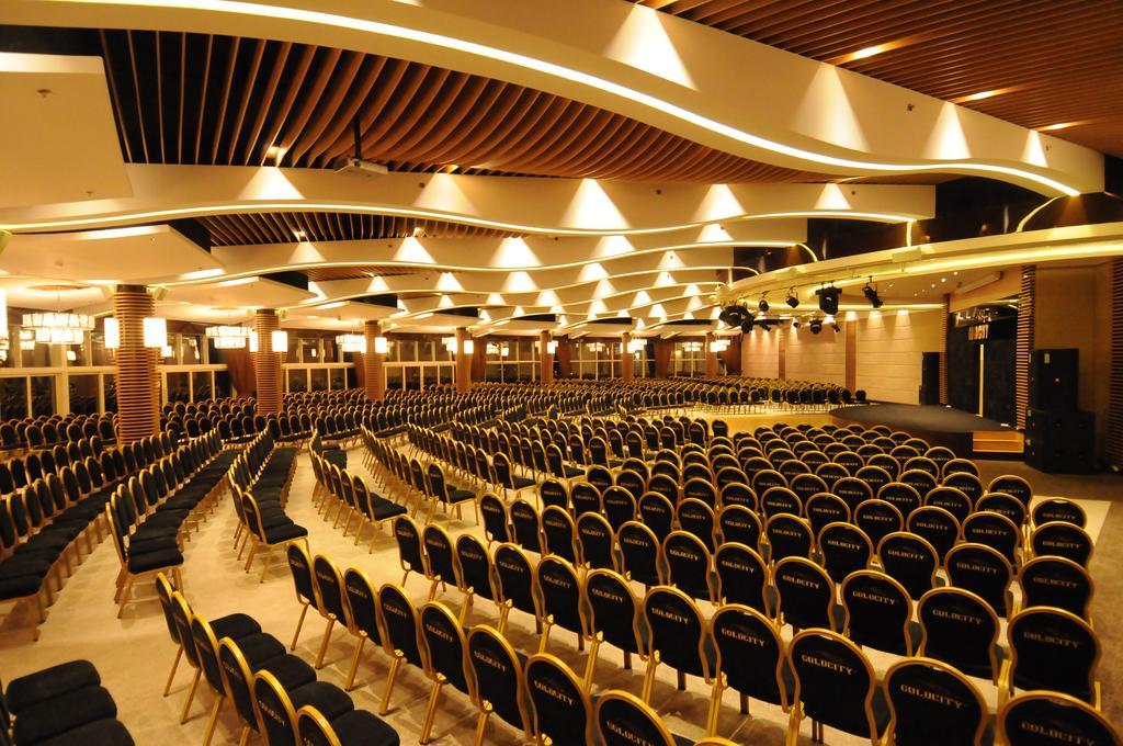 Goldcity Hotel 알란야 외부 사진